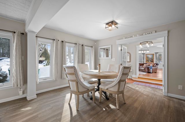 32 Main Street, Kingston, NH 03848