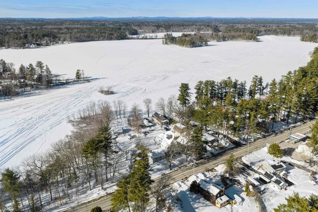 32 Main Street, Kingston, NH 03848