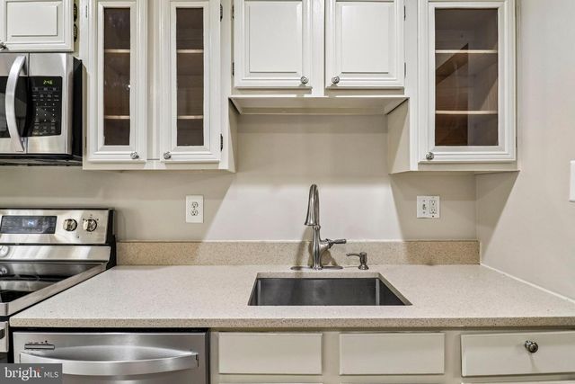 3027 MOZART DR, Silver Spring, MD 20904