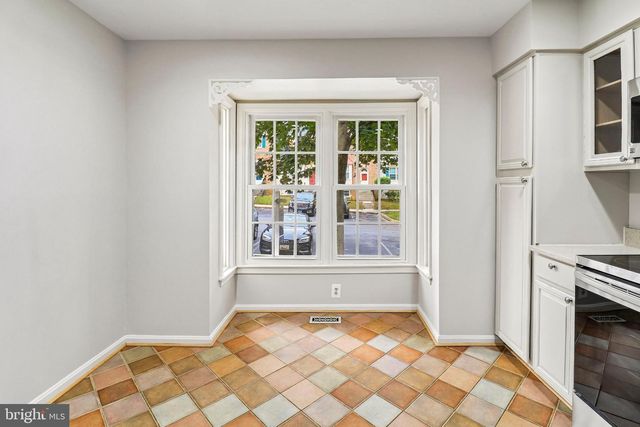 3027 MOZART DR, Silver Spring, MD 20904