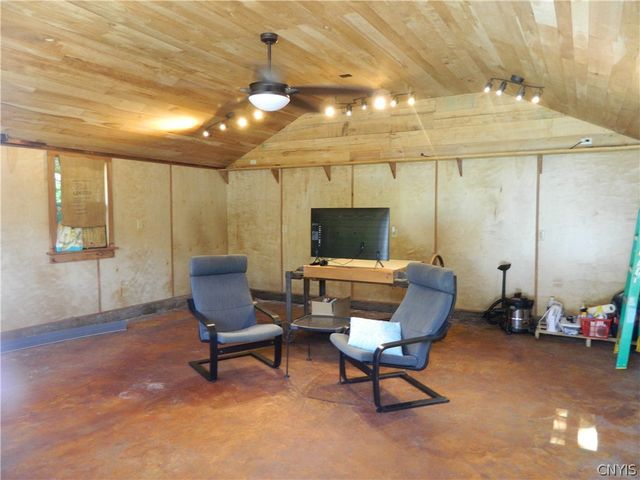 129 Stafford Avenue, Syracuse, NY 13206