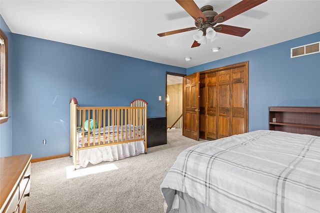 153 Oakwood Road, Peters Twp, PA 15317