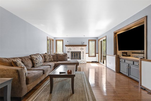 153 Oakwood Road, Peters Twp, PA 15317