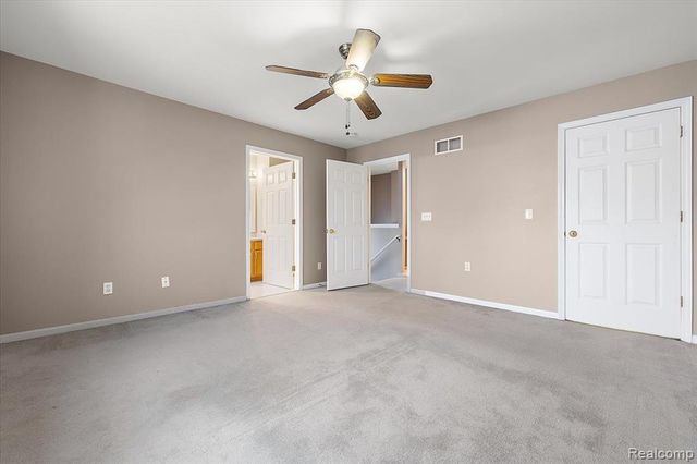 36420 Dominion Circle, Sterling Heights, MI 48310