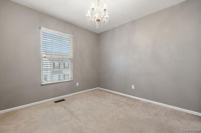 36420 Dominion Circle, Sterling Heights, MI 48310