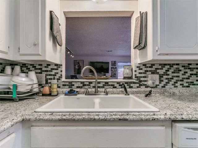 2529 W Hefner Road, Oklahoma City, OK 73120