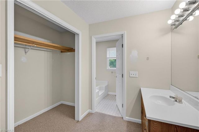 3701 Mulberry Lane, High Point, NC 27262