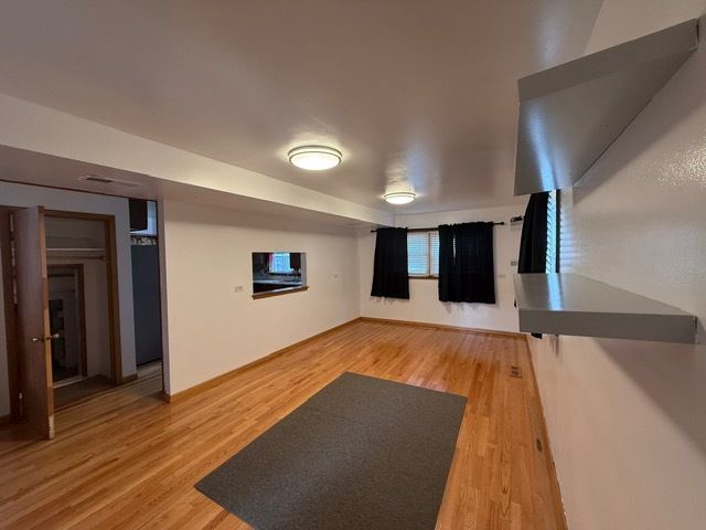 8037 S Wentworth Avenue, Chicago, IL 60620