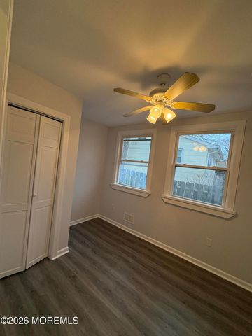 211 Anthony Avenue, Toms River, NJ 08753