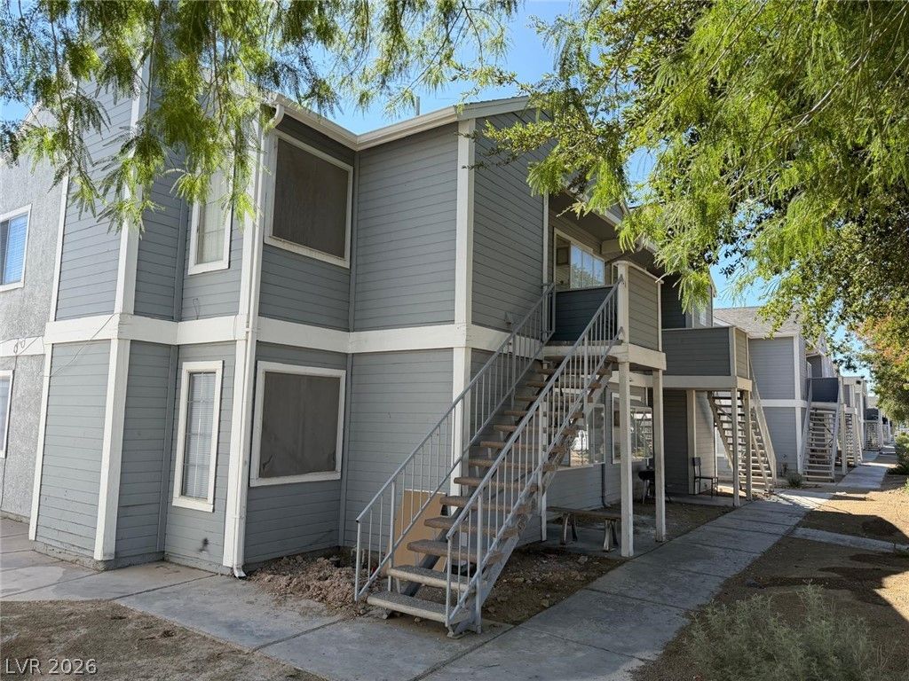 1954 Nebula Drive, Las Vegas, NV 89115 — photo 3