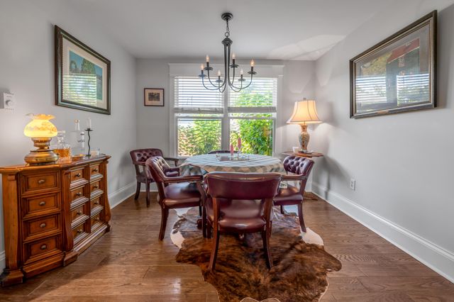 250 N Winter Street, Midway, KY 40347
