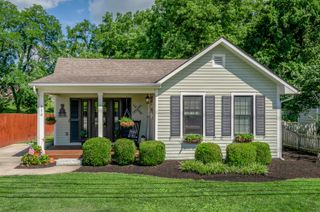 250 N Winter Street, Midway, KY 40347
