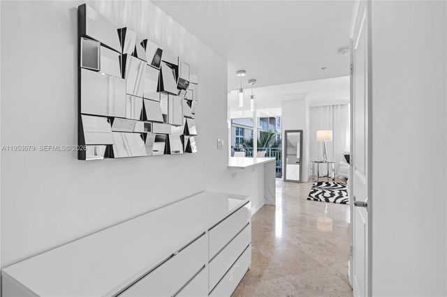 99 SE Mizner Blvd PH16, Boca Raton, FL 33432