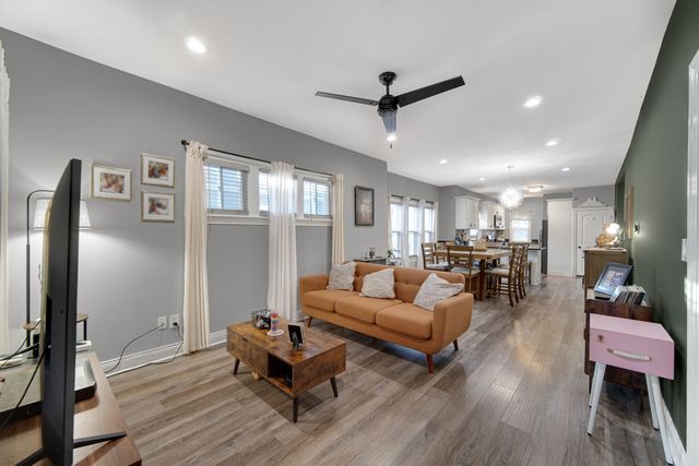 231 Conkey Street, Hammond, IN 46320