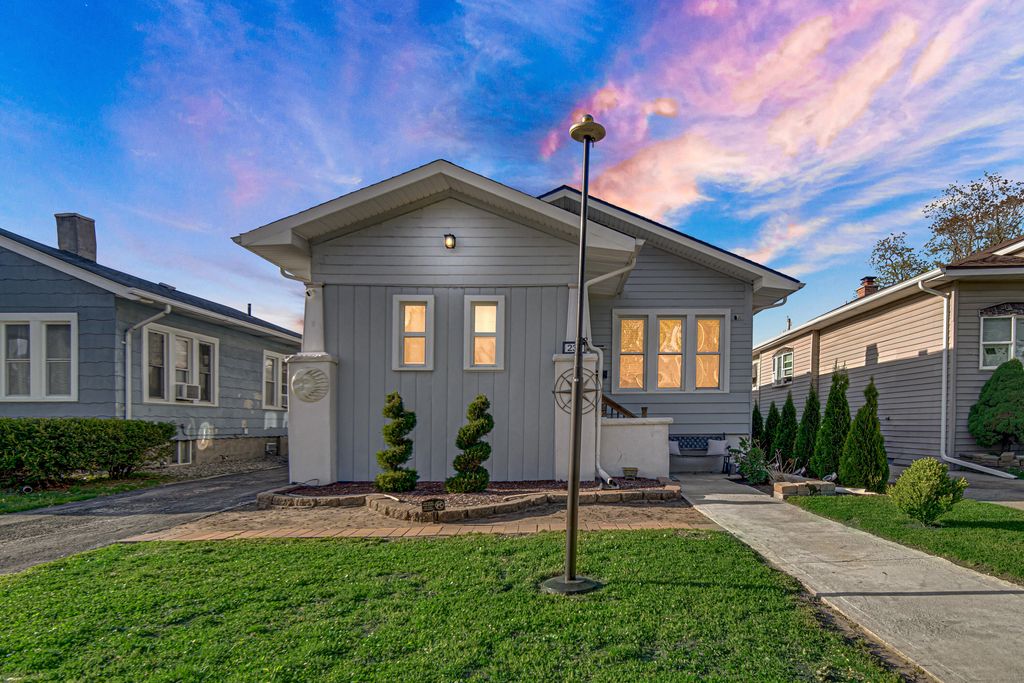 231 Conkey Street, Hammond, IN 46320