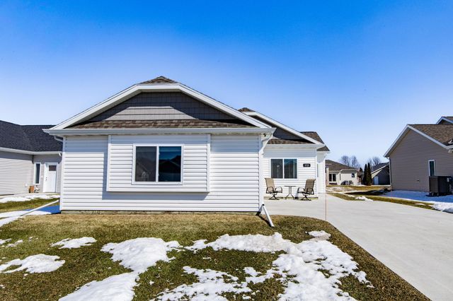3720 34th Street S, Moorhead, MN 56560