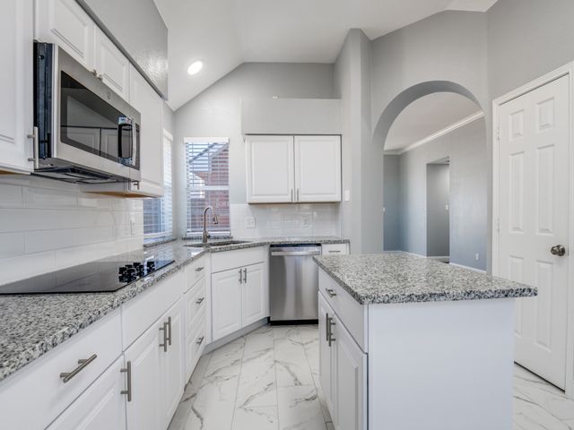 5810 Kittyhawk Drive, Rowlett, TX 75089