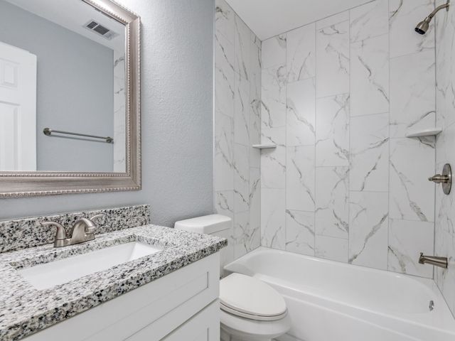 5810 Kittyhawk Drive, Rowlett, TX 75089