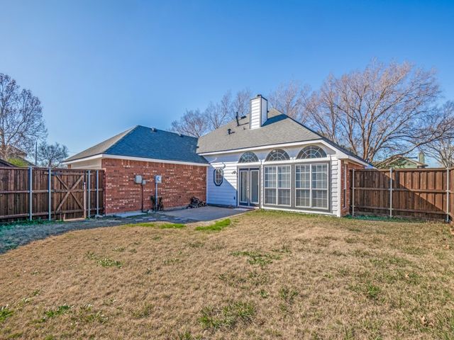 5810 Kittyhawk Drive, Rowlett, TX 75089