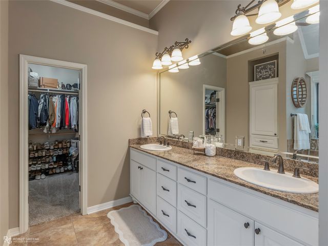 537 Chinquipin Drive, Bossier City, LA 71111