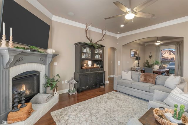 537 Chinquipin Drive, Bossier City, LA 71111