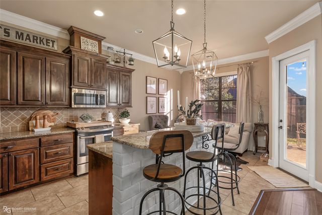 537 Chinquipin Drive, Bossier City, LA 71111