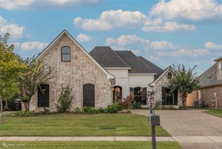 537 Chinquipin Drive, Bossier City, LA 71111