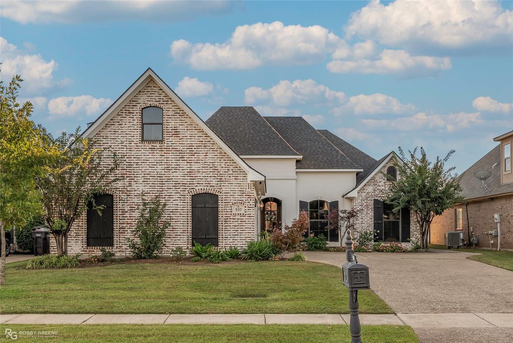 537 Chinquipin Drive, Bossier City, LA 71111