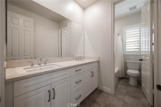 1999 Aliso Peak, Lake Forest, CA 92610