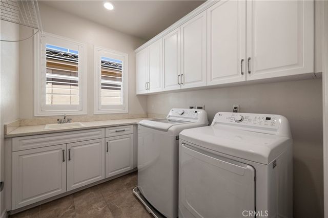 1999 Aliso Peak, Lake Forest, CA 92610