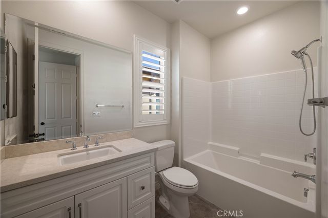 1999 Aliso Peak, Lake Forest, CA 92610