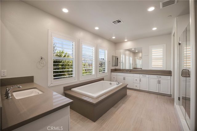 1999 Aliso Peak, Lake Forest, CA 92610