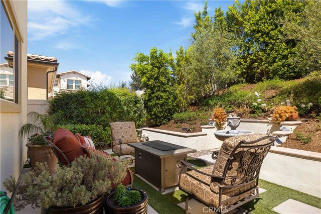 1999 Aliso Peak, Lake Forest, CA 92610