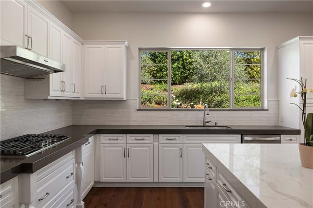 1999 Aliso Peak, Lake Forest, CA 92610