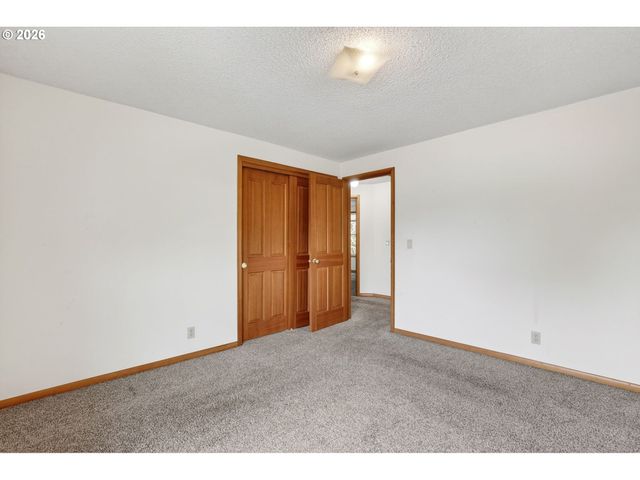 5515 Se CLAYSON Ave, Milwaukie, OR 97267