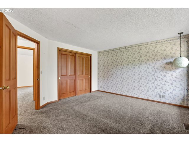 5515 Se CLAYSON Ave, Milwaukie, OR 97267