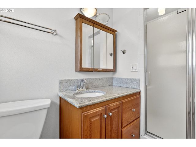 5515 Se CLAYSON Ave, Milwaukie, OR 97267