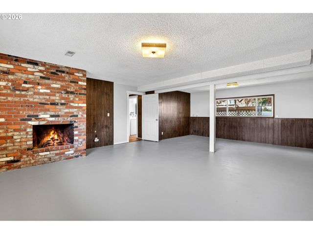 5515 Se CLAYSON Ave, Milwaukie, OR 97267