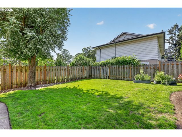 5515 Se CLAYSON Ave, Milwaukie, OR 97267