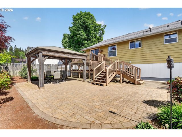 5515 Se CLAYSON Ave, Milwaukie, OR 97267