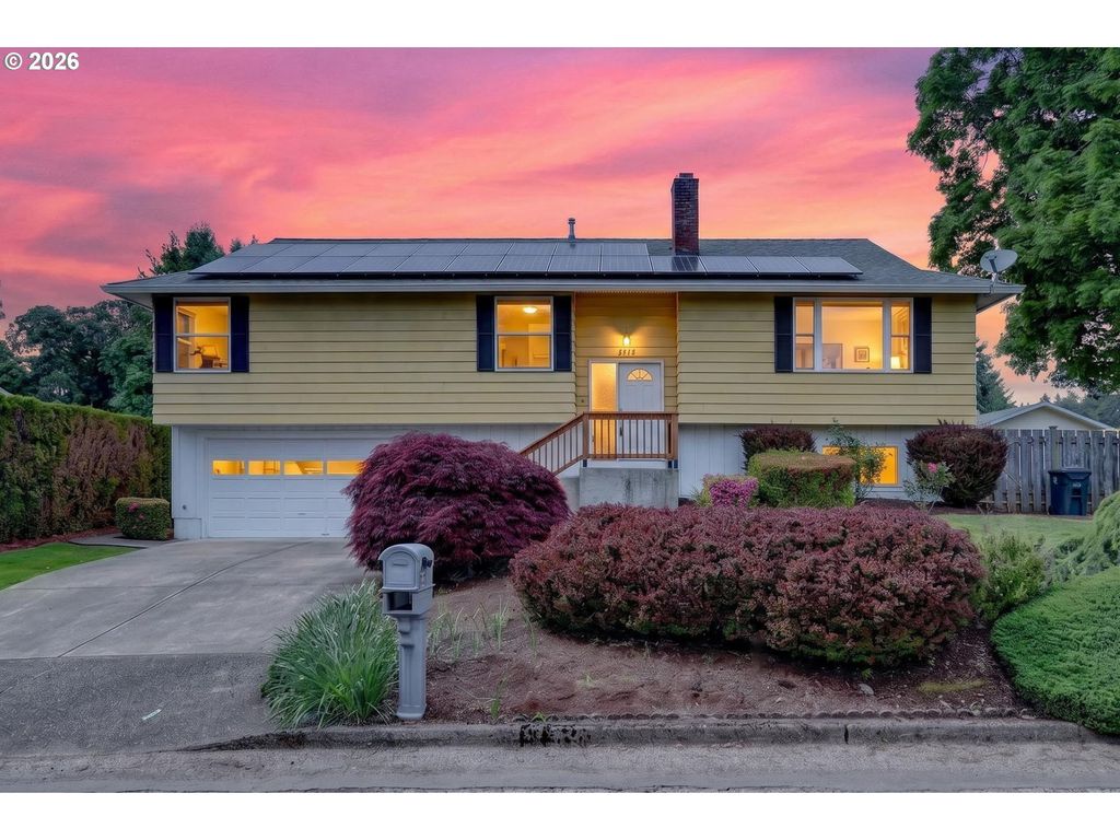 5515 Se CLAYSON Ave, Milwaukie, OR 97267