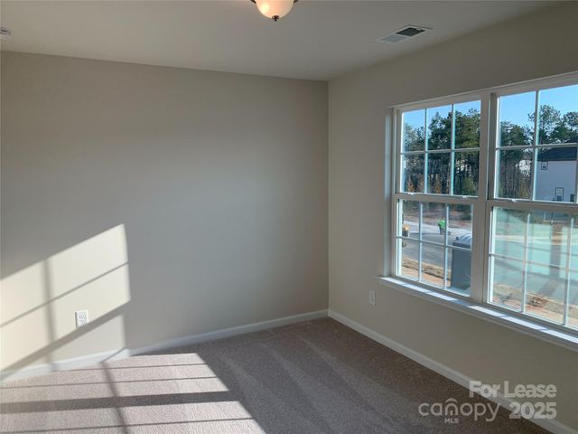 17212 Snug Harbor Drive, Charlotte, NC 28278