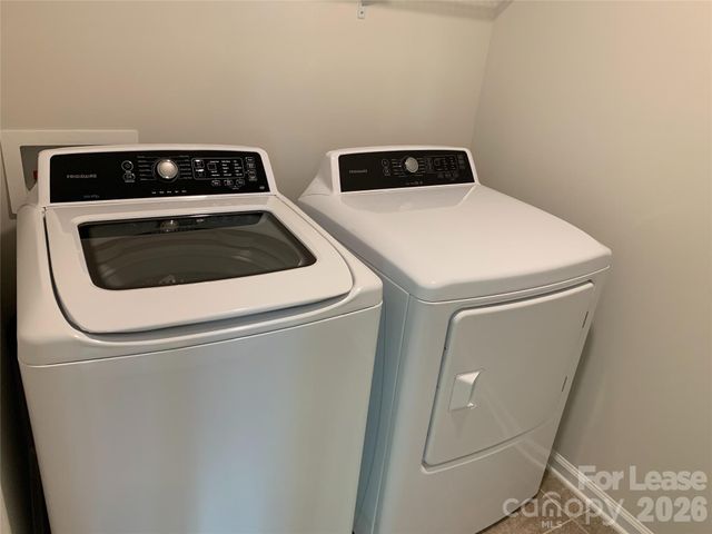 17212 Snug Harbor Drive, Charlotte, NC 28278