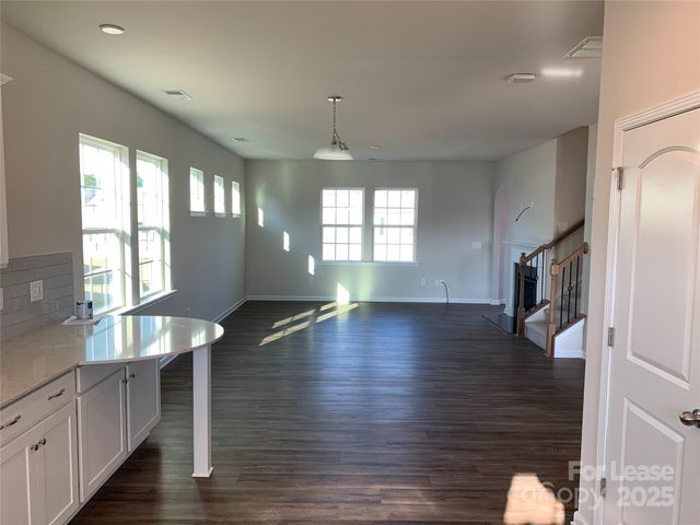 17212 Snug Harbor Drive, Charlotte, NC 28278