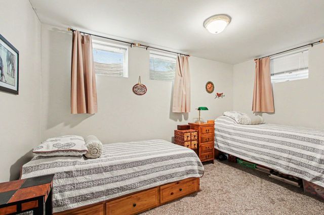 1424 Island Road, Valparaiso, IN 46383