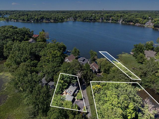 1424 Island Road, Valparaiso, IN 46383