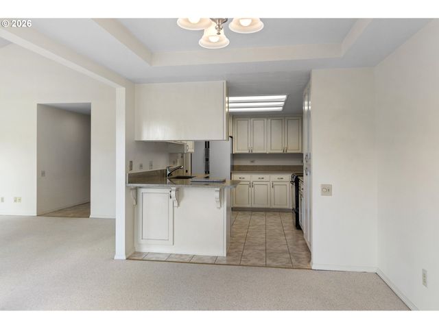 15719 Se 23RD St 116, Vancouver, WA 98683