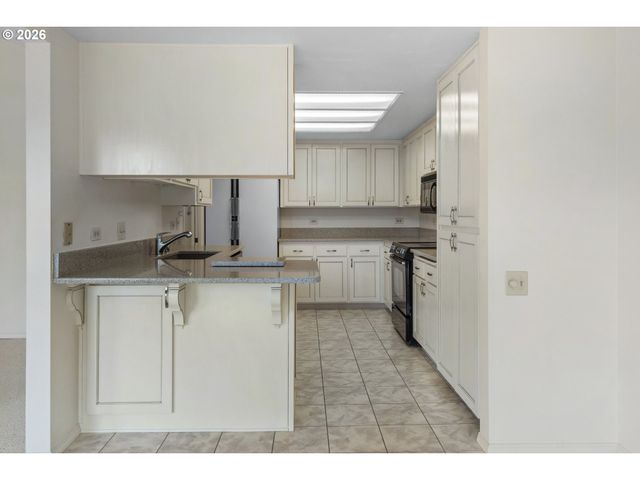 15719 Se 23RD St 116, Vancouver, WA 98683