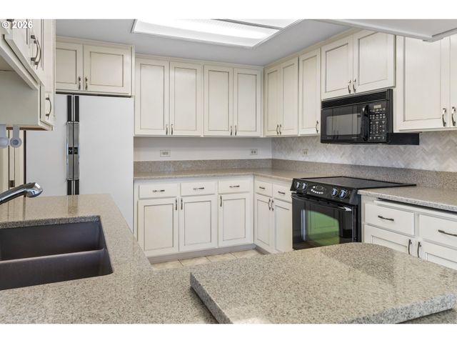 15719 Se 23RD St 116, Vancouver, WA 98683