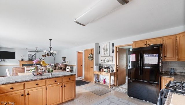 9825 Fox Knoll Drive, Orrville, OH 44667